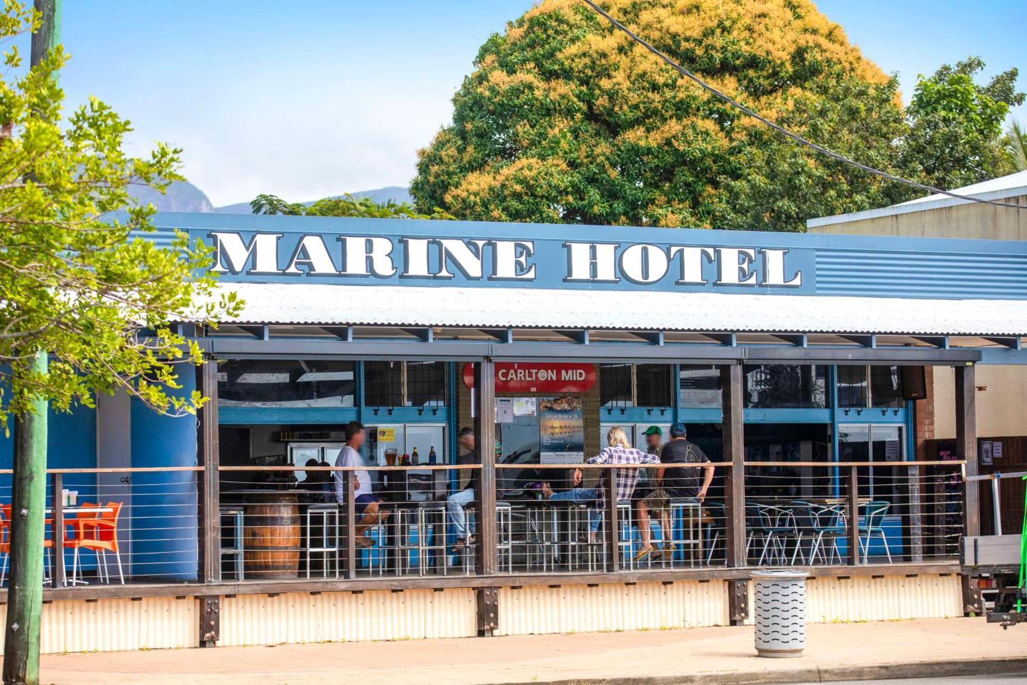 Nightcap At Marine Hotel Cardwell Esterno foto